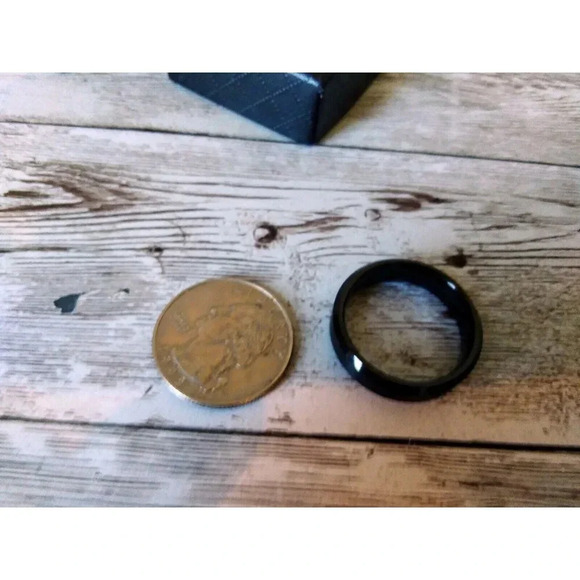 Size 11.5 Sleek Onyx Tungsten Band: 6mm Brushed Bevel Edge - Picture 3 of 4